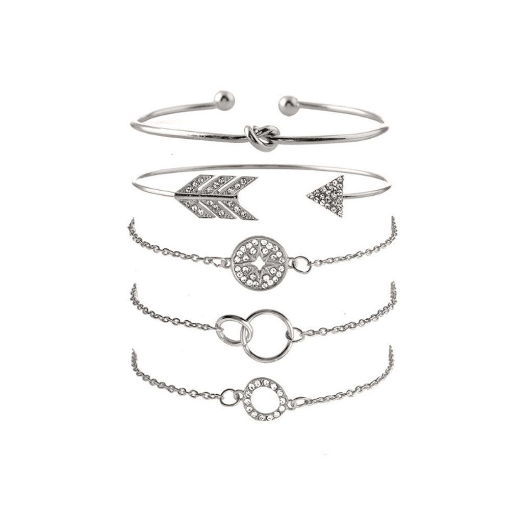 Womens Alloy Bracelet Gold Finish With Five Pointed Star And Love Knots European American Bangle Sparkle Shine