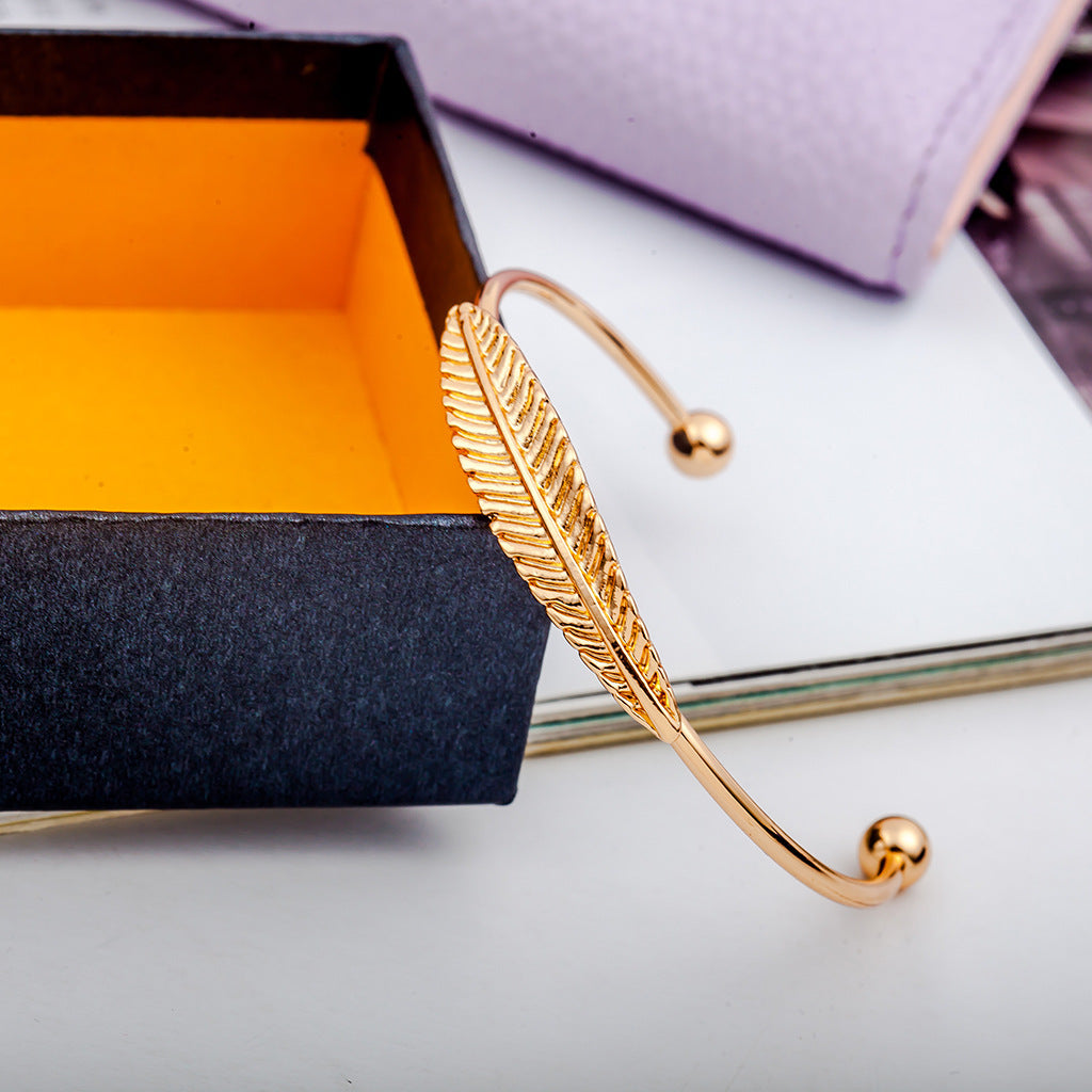 Womens Leaf Bracelet Electroplated Alloy Bangle European American Jewelry Trendy Leaf Design Fashion Chic Style