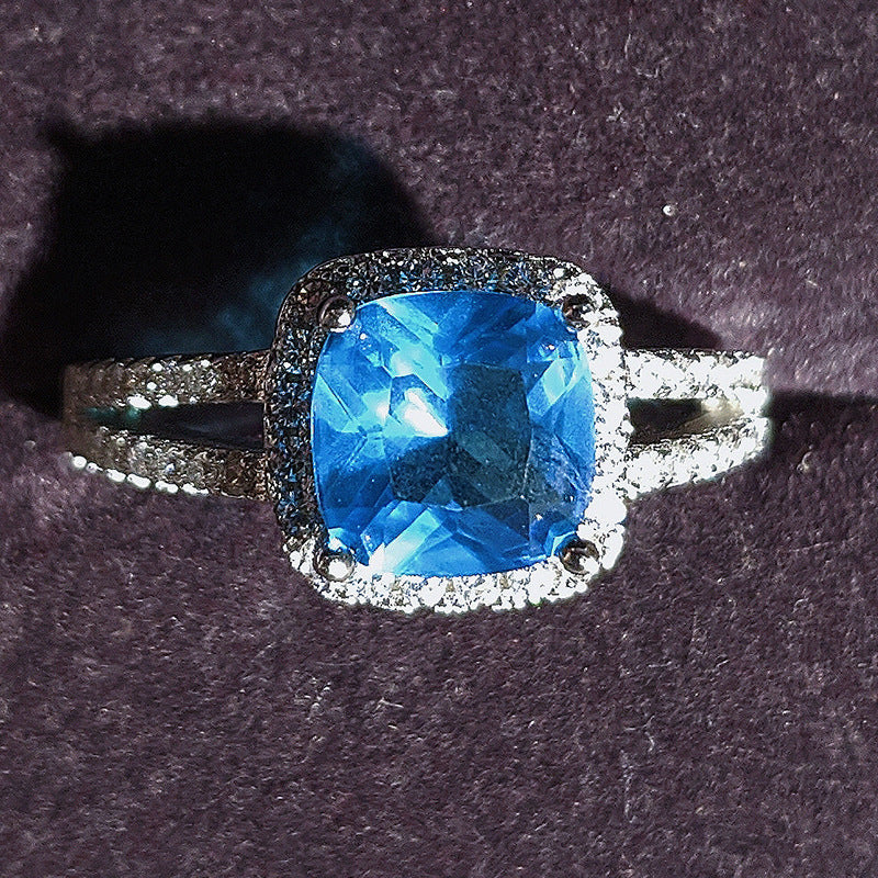 Square Geometry Ring With Colorful Zircon Crystals For Women Copper Band Fashion Jewelry Elegant Sparkling Accessory