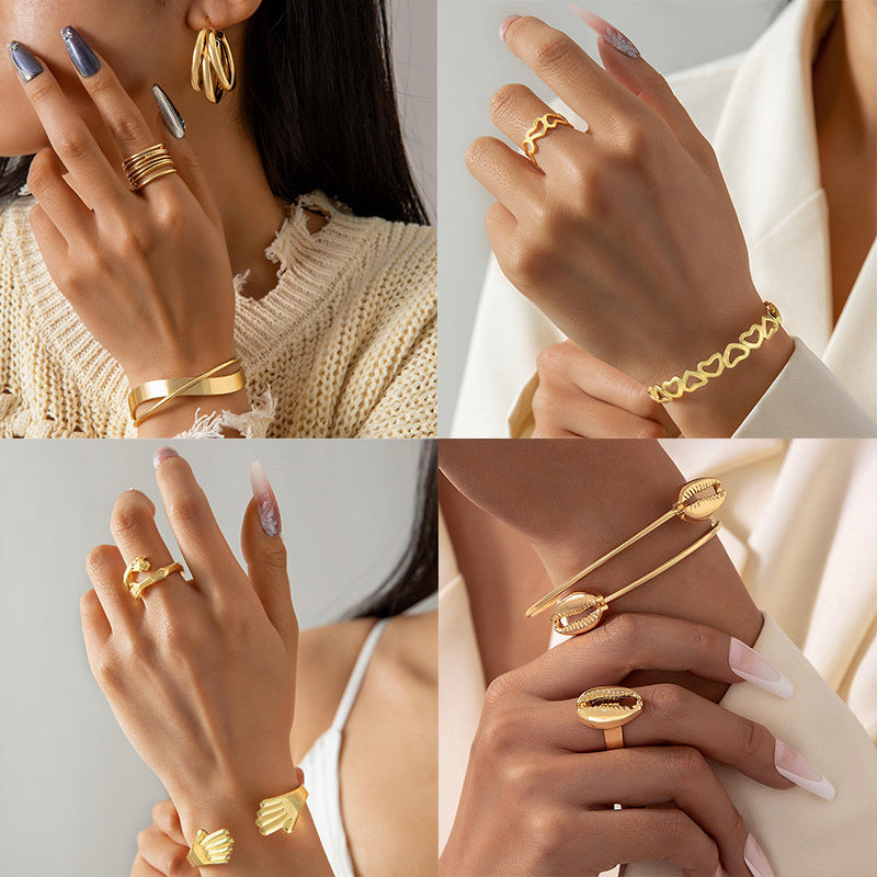 Womens Elegant Bow Bracelet Ring Set Electroplated Alloy Adjustable Open End Design Females Jewelry Gold Color