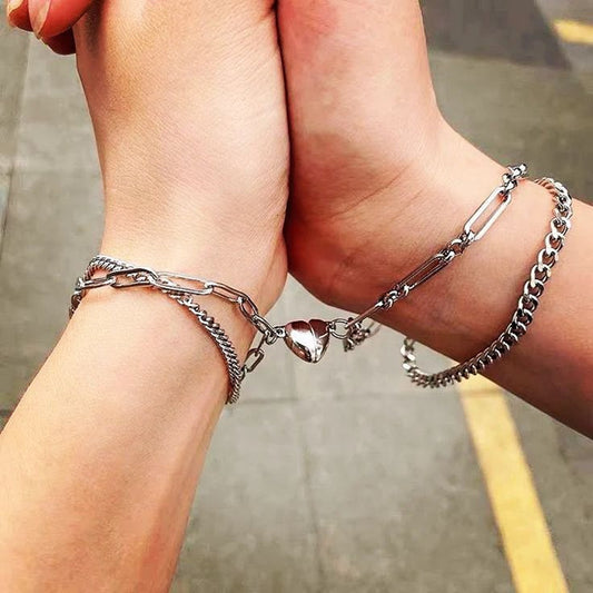Couple Magnetic Heart Shaped Alloy Bracelets Set For Couples Matching Design With Love Tone For Everyday Style