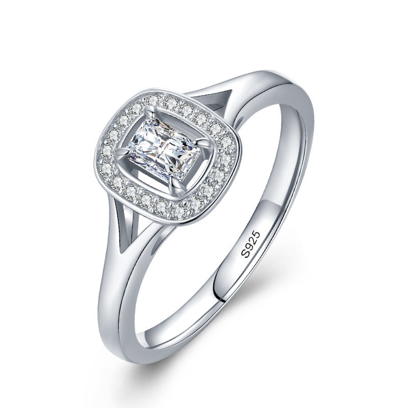Womens Platinum Plated Silver Ring With Gold Plated Gemstones Korean Fashion Light Luxury Jewelry Gift For Her