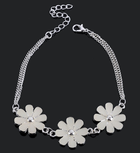 Glow Luminous Alloy Bracelet With Stars And Peach Blossoms For Women And Girls European And American Style Art