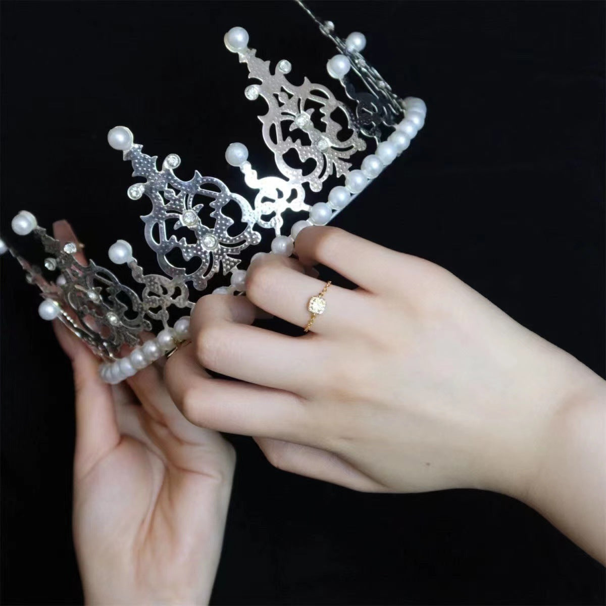 Womens Yellow Diamond Small Chain Ring Elegant Jewelry