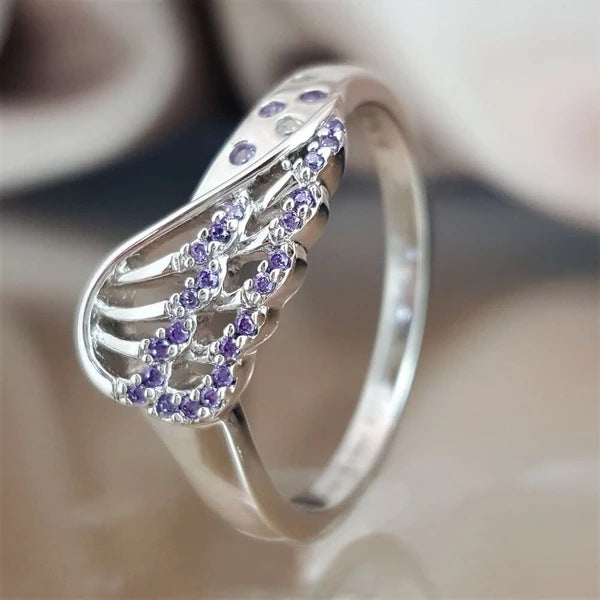 Heart Shaped Ring With Diamond Accent European Design Electroplated Alloy Jewelry For Women Gift Idea Style Wow