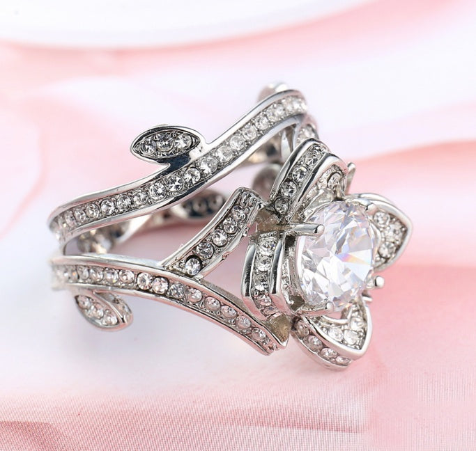 Creative Rose Zircon Jewelry Ring Elegant Flower Design Ring for Women Fashion Statement Ring Party Jewelry Gift for Her