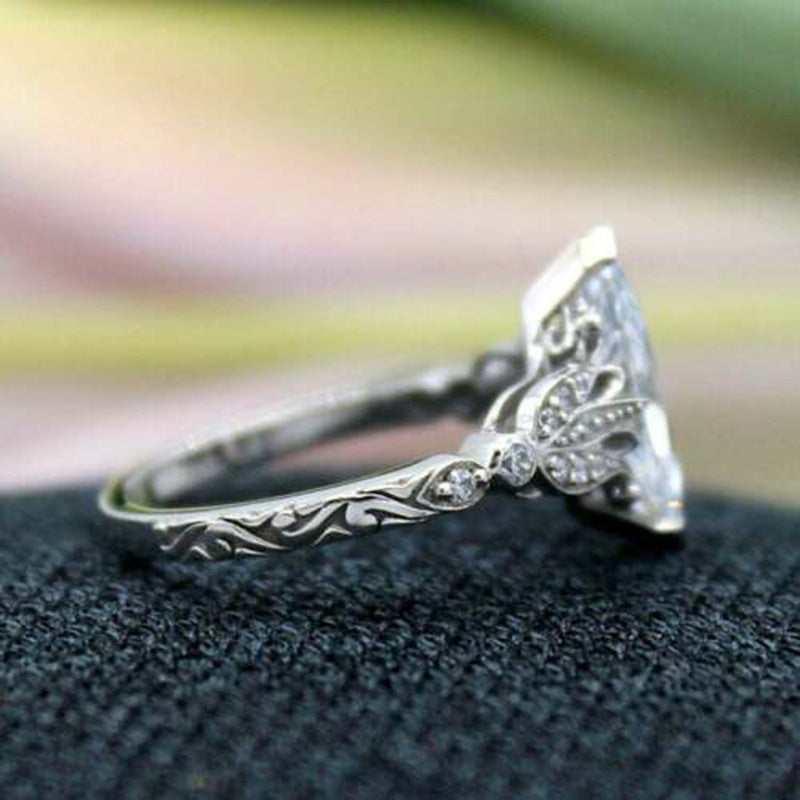 Gold Plated Copper Ring With Horse Eye Zircon Gemstone Inlaid For Women Anniversary Promise For Everyday Wear Gift Box