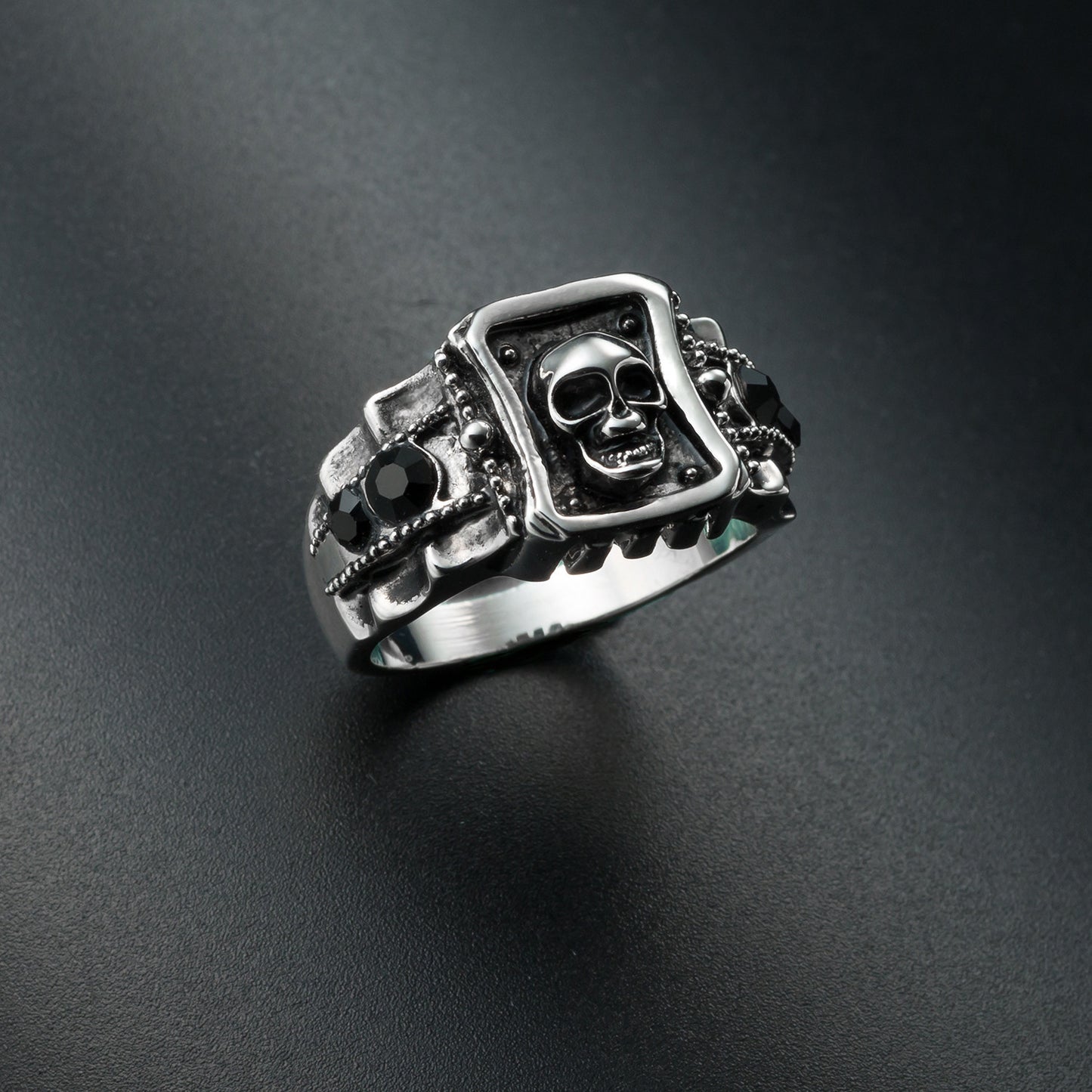 Skull Punk Alloy Ring Black Gemstone Mosaic Mens Ring European American Style Inlay Size 8th 9th 10th 11th New