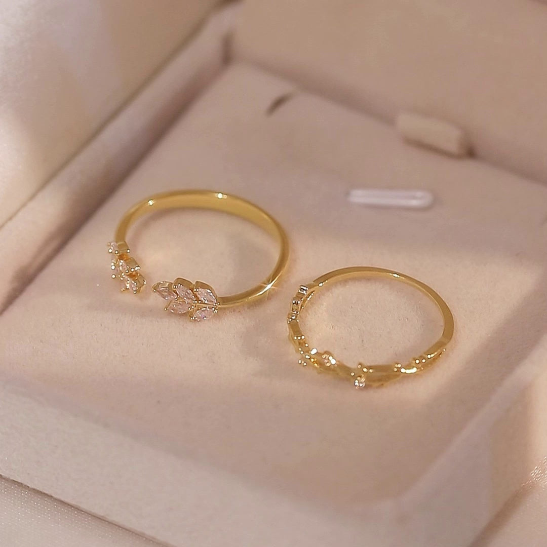 Women's Fashion Zircon Leaf Ring Set Gold Alloy Personality Rings for Her Girls Jewelry Set Elegant Design Two Piece Ring Set