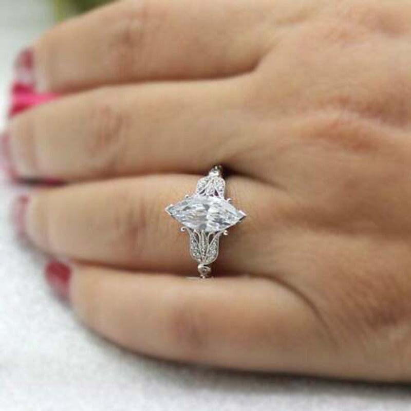 Gold Plated Copper Ring With Horse Eye Zircon Gemstone Inlaid For Women Anniversary Promise For Everyday Wear Gift Box