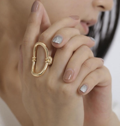 O Shaped Ring Geometric Design Electroplated Alloy Ring Hand Decorated Jewelry For Women Fashion Accessory Everyday