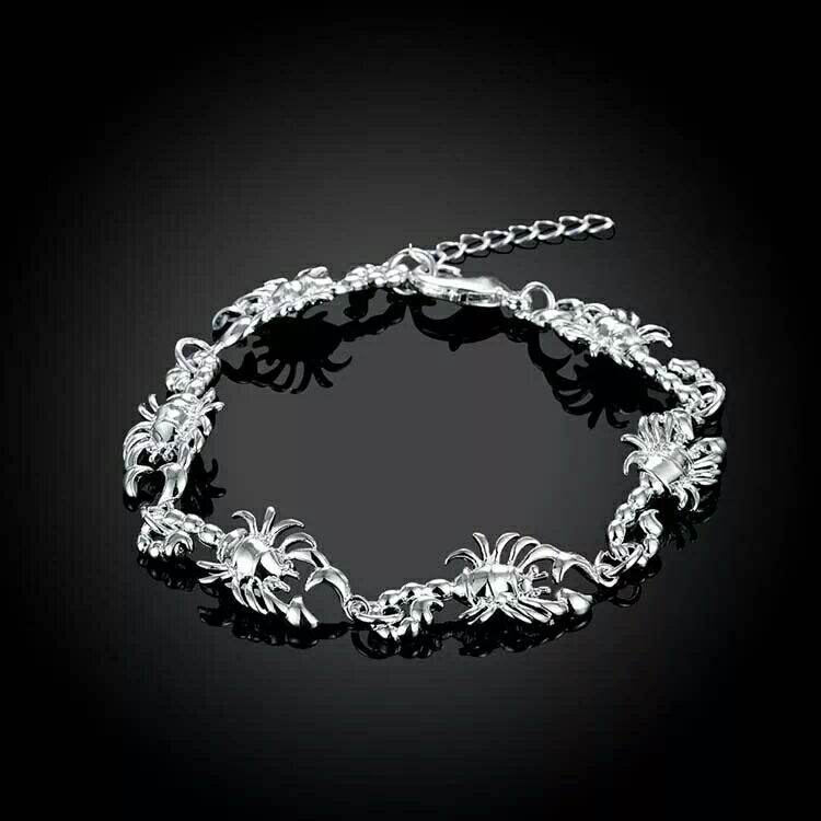 Elegant 925 Silver Bracelet For Women European Look Jewelry