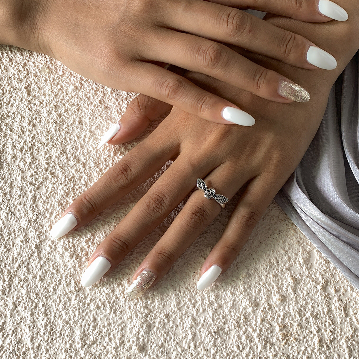 Womens Retro Skull Ring European Jewelry Alloy Electroplated Hand Ring Ancient Silver Skull Head Individually Packed