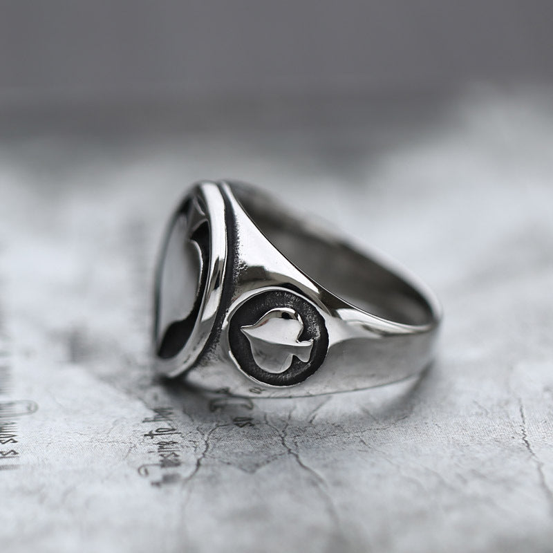 Stainless Steel Spades Ring Unisex Simple Geometric Band Polished Finish For Everyday Wear Modern Minimalist Design