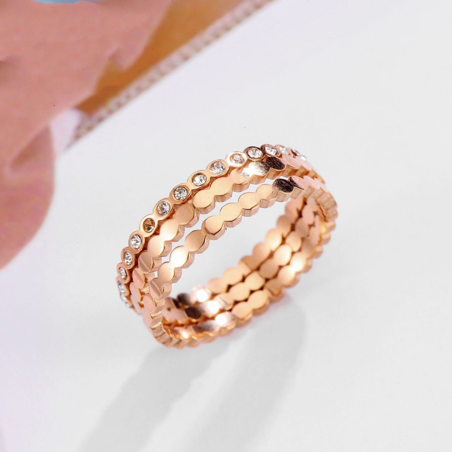 Titanium Steel Phalanx Ring For Women Rose Gold Plated Gem Inlay Sizes 6 7 8 9 Elegant Electroplated Accessory