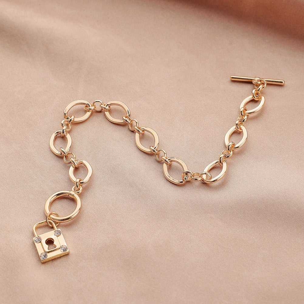Womens Gold Chain Bracelet Thick Padlock Geometric Alloy Electroplated Jewelry StainlessSteel Elegant Accessory