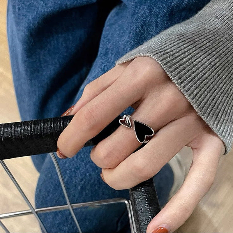 Geometric Alloy Ring Electroplated Black Love Ring Fashion Jewelry Gift For Women Party Favors Ultra Soft Look