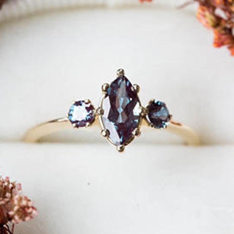 Womens Geometric Alloy Ring With Artificial Gemstones Electroplated Metal Ring European Design Fashion For Hers