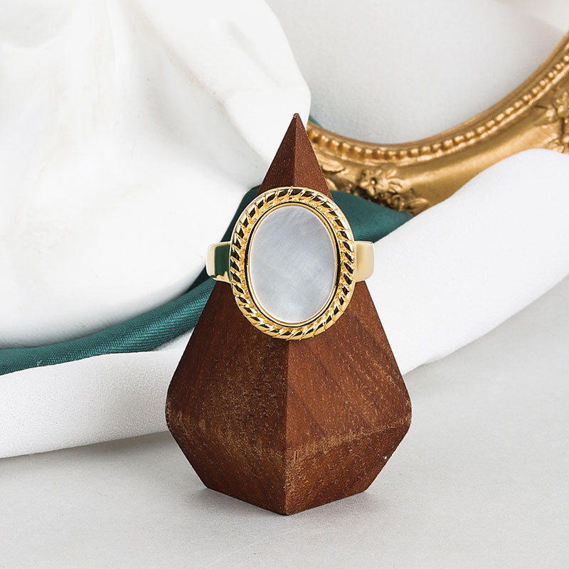 Adjustable Copper Ring With Oval White Shell Geometric Design In Platinum Gold Finish Minimal Style Gem 19.6mm