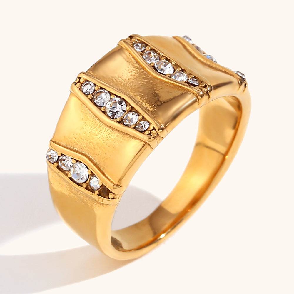Stainless Steel Ring With Vertical Stripes Micro Inlaid Rhinestones 18K Gold Plating Band For Women Glam Style