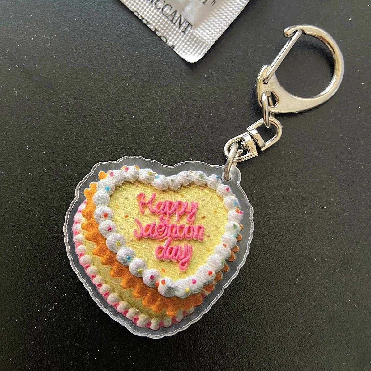 Cake Keychain Acrylic Birthday Cake Pendant Vintage Bag Accessory National Style Decoration Durable Charming Design