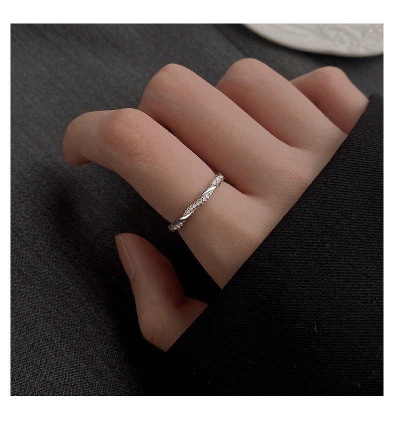 Womens Adjustable Geometric Copper Ring Electroplated Twist Ring Affordable Luxury Fashion Jewelry For Women Style