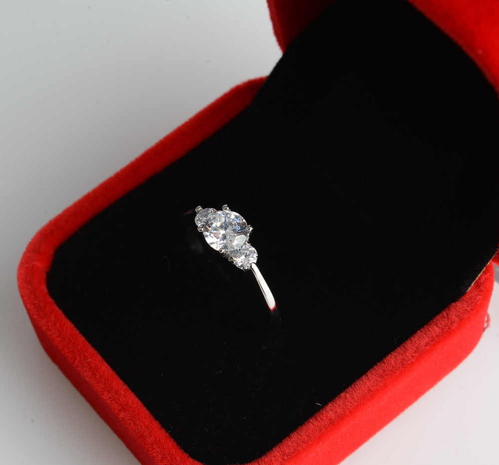 Fashion Simple Titanium Steel Women's Zircon Ring