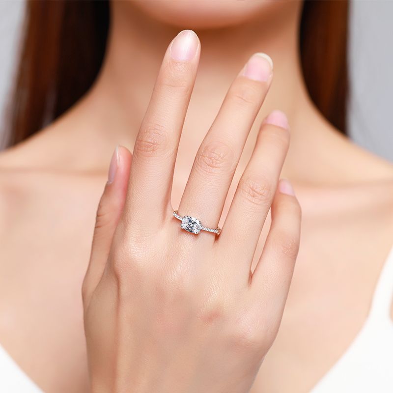 Womens Silver Ring Gold Plated With Artificial Gemstones And Semi Precious Stone Inlay Flower Shaped Core Stone