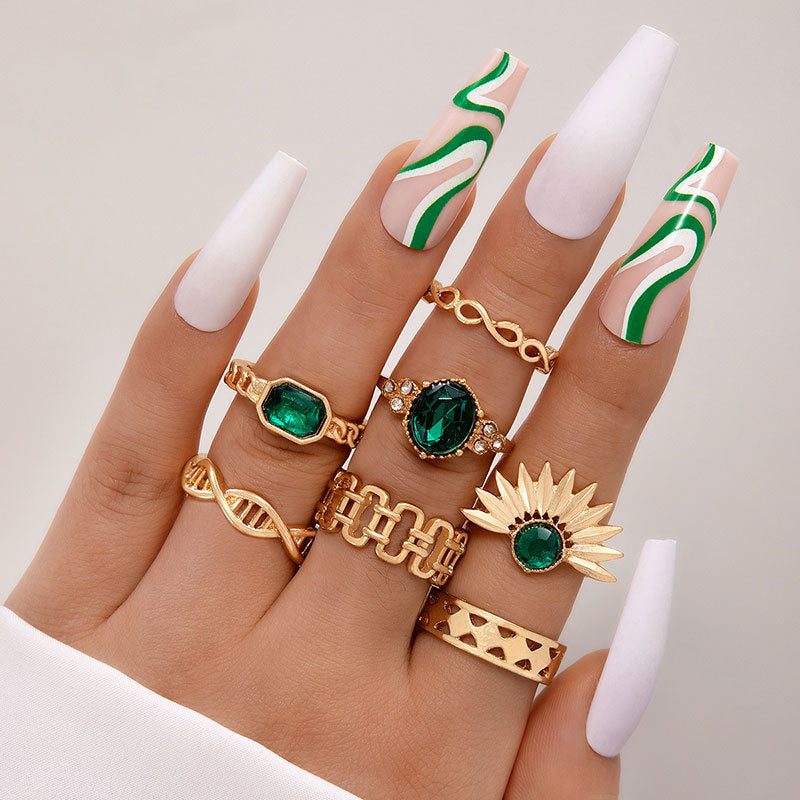Unisex Alloy Rings Set Electroplated Finish Love Palm Emerald Diamond Ring Set Fashion Jewelry 4 Piece Set Now