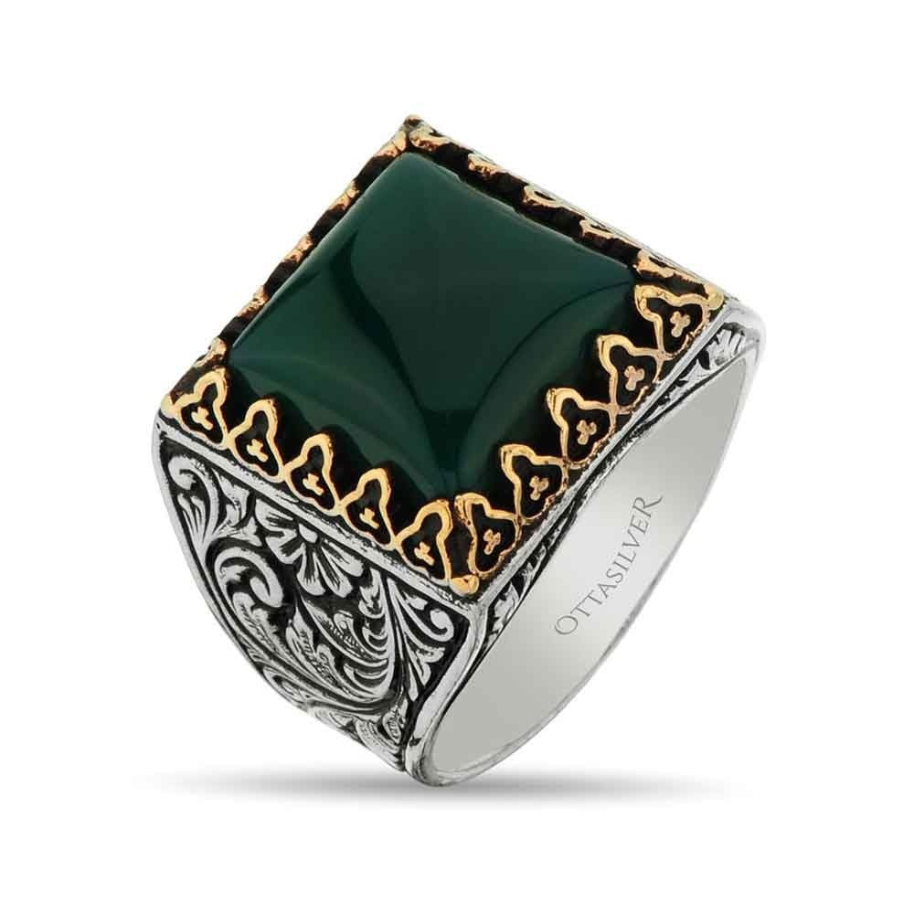 Mens Retro Emerald Ring Engraved Alloy Geometric Design Bold Statement Jewelry For Men Durable Fashion Gift Two Color