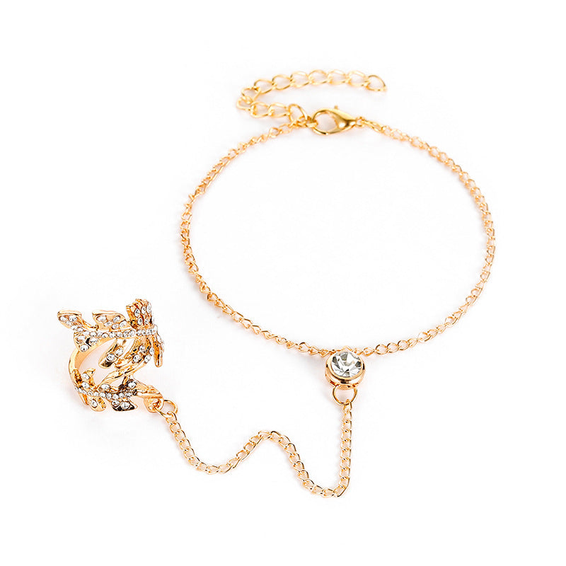 Womens Leaf Bracelet Set Electroplated Alloy European Fashion Jewelry Diamond Accent Elegant Charm Bracelet Chic Style