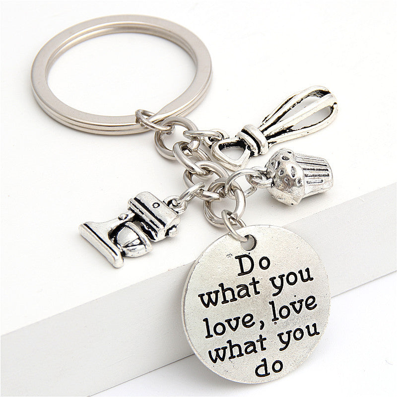 Womens Fashion Keychain Metal Key Ring With Combination Cutlery Design Beautiful Key Chain Accessory For Women