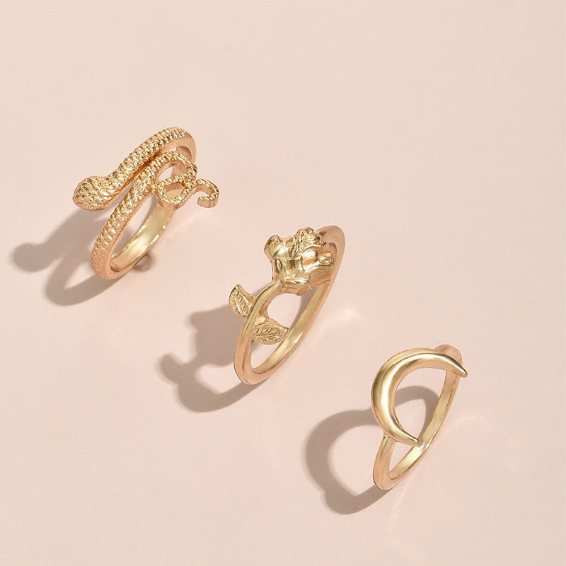 Womens Ring Set Three Piece Elegant Flower Rings Gold Tone Electroplated Alloy Lightweight Metal Rings Fashion