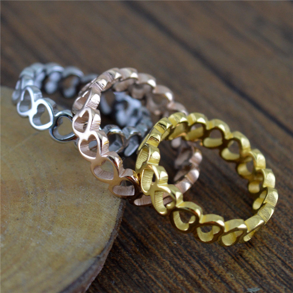 Unisex Hollow Heart Ring Titanium Steel Jewelry Korean Style Fashion Classic Unisex Heart Ring For Daily Wears