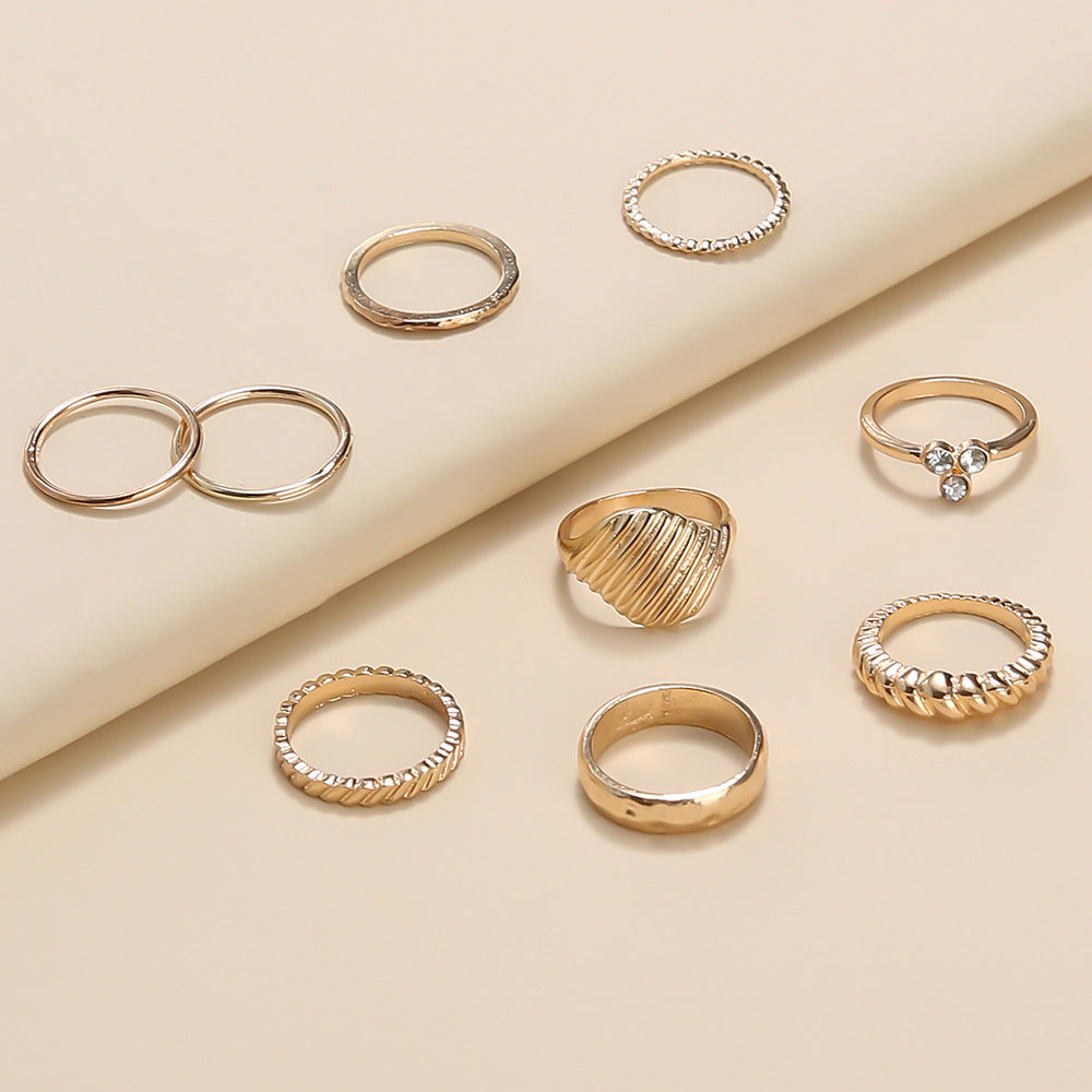 Womens Gold Plated Ring With Scalloped Design And Micro Diamond Accents Alloy Geometric Ring Elegantly Fashion