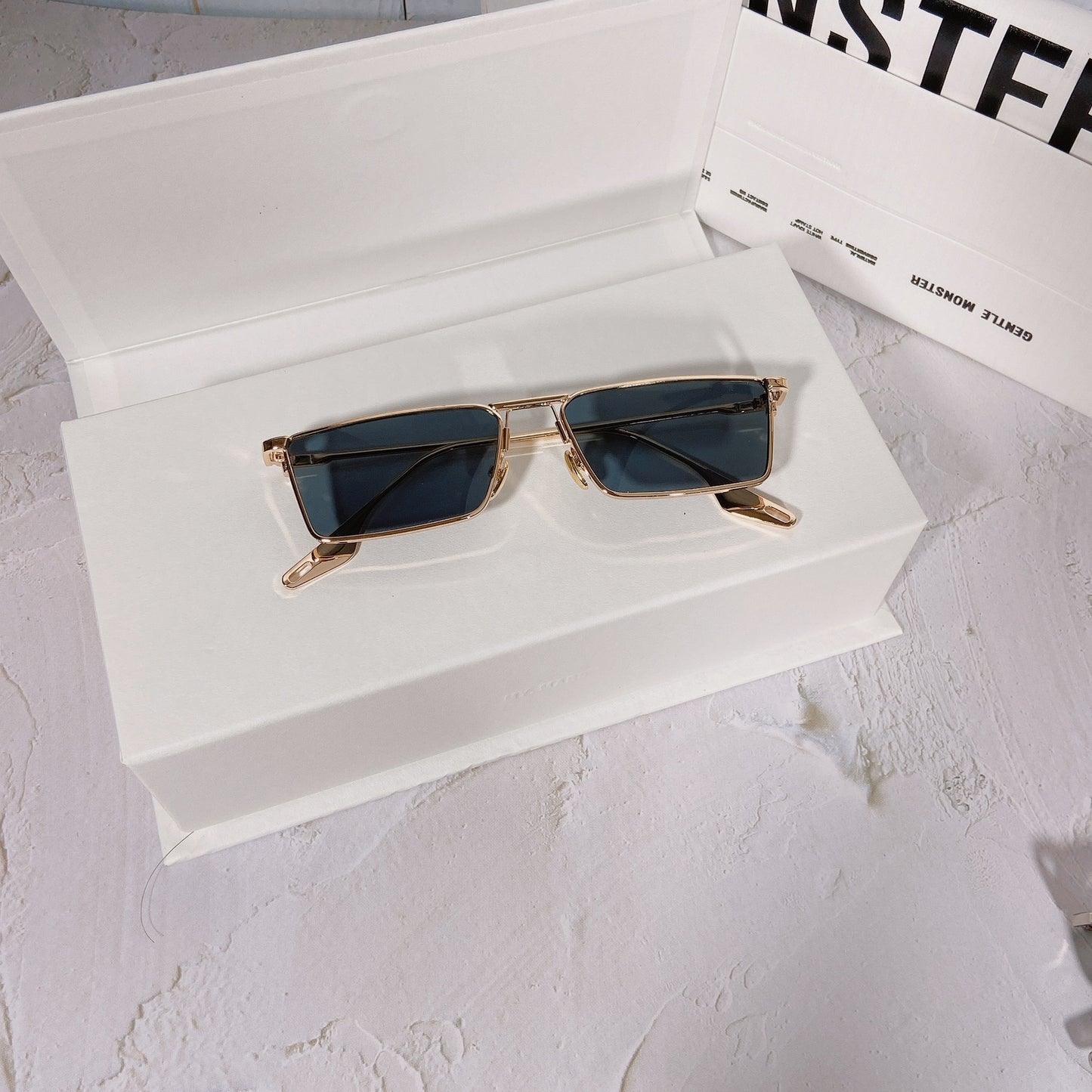 Mens Retro Sunglasses With Metal Frame Fashion Eyewear AC Lenses And Durable Frame For Daily Wear For All Day Comfort