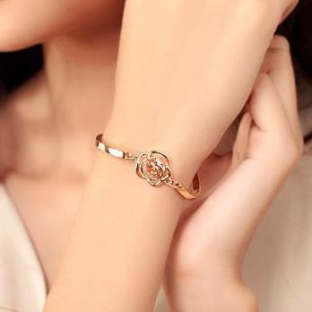 Rose Gold Bracelet With Diamond Inlay Jewelry For Women
