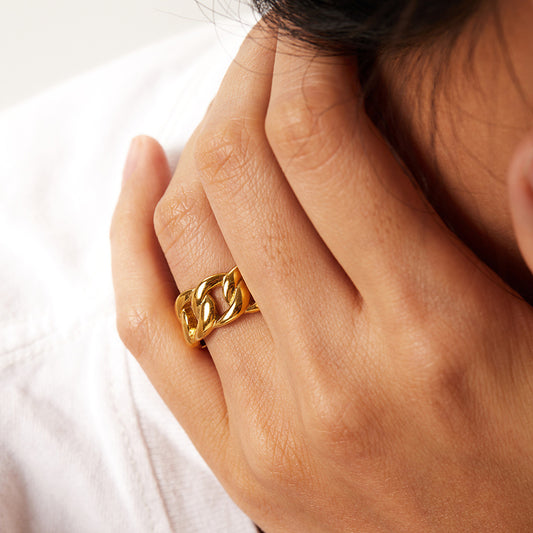 Gold Stainless Steel Geometric Chain Ring Unisex Jewelry Electroplated Women Girls Size 6 7 8 Everyday Wear Gift Idea