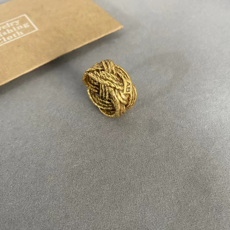 Geometric Zinc Alloy Thumb Ring For Women Durable Statement Accessory High Quality Daily Wear Ready To Pair Up