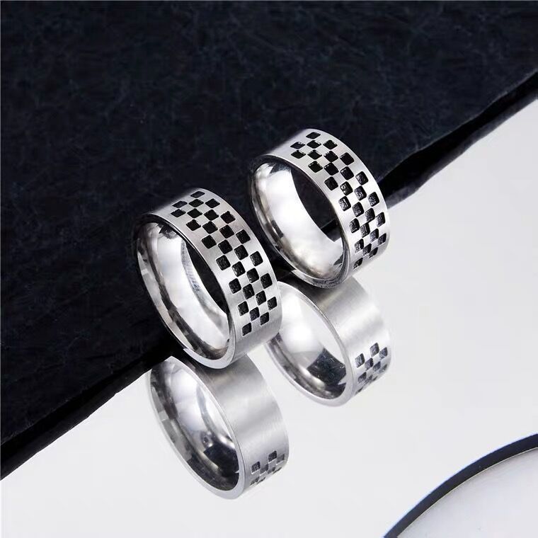 Stainless Steel Black And White Plaid Ring For Unisex Wear Durable Minimalist Jewelry For Men And Women Size 6 7 8 9