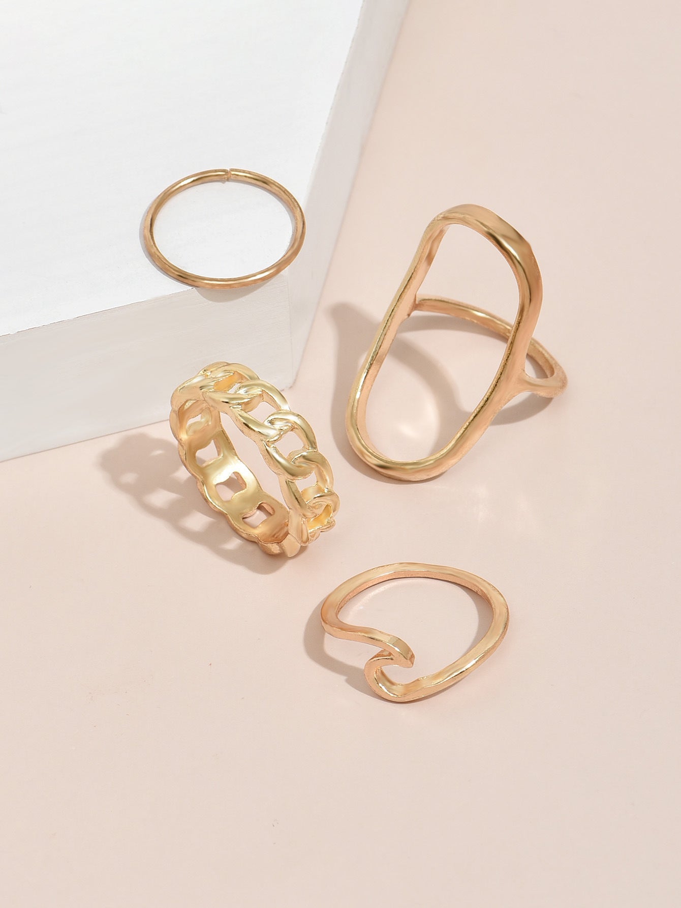 Womens Golden Rings Set European American Joint Combination Fashion Rings Personalized Alloy Rings For Women Trendy