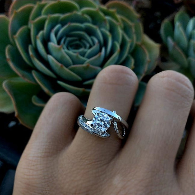 Womens Copper Ring Geometric Zircon Inlay Gold Plated Artificial Gemstone Fashion Jewelry Engagement Ring No 6 7 8 9 10