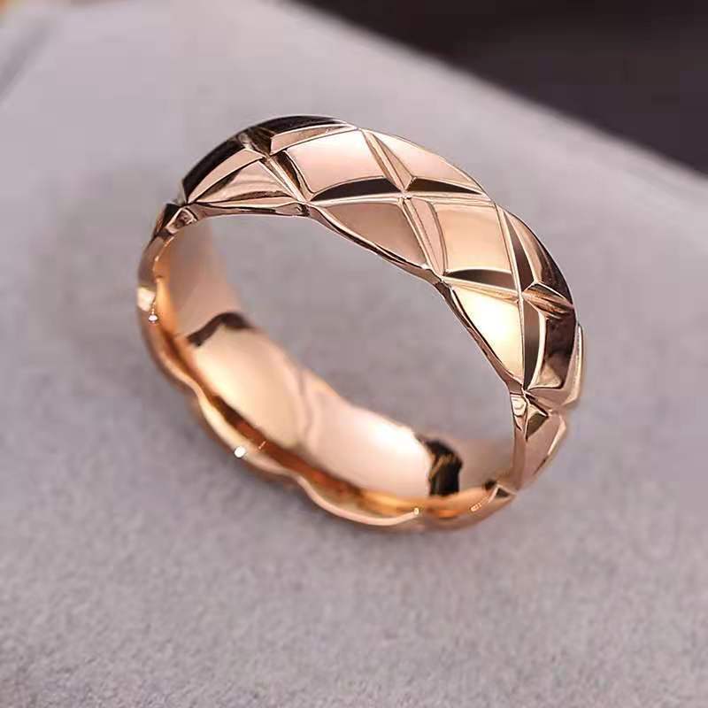 Unisex Titanium Steel Ring Electroplated Rhombus Faceted Design In Gold Silver Or Rose Gold Finish Hypoallergenic