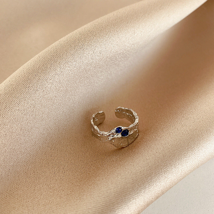 Irregular Metal Ring for Women French Retro Style Zircon Gold Plated 24k Shine Elegant Everyday Accessory Gift