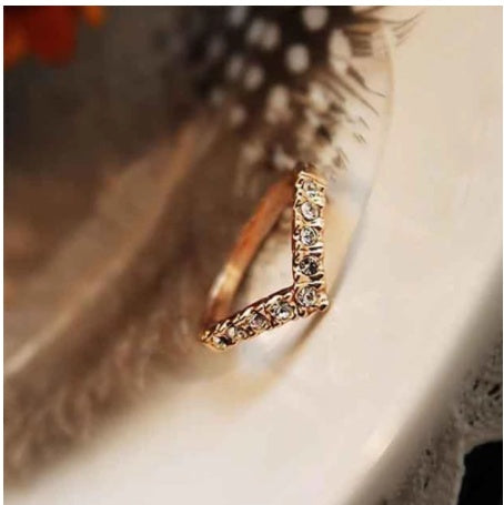 V Shaped Diamond Pinky Ring Alloy Silver Tone For Women And Girls Trendy Gift Birthday Travel Jewelry Gift Box