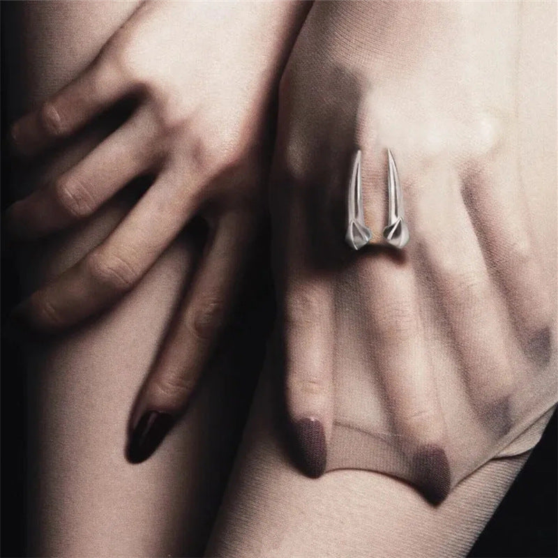 Geometric Adjustable Alloy Ring Electroplated Silver Jewelry Pointed Statement Ring Europe And Americas Styles