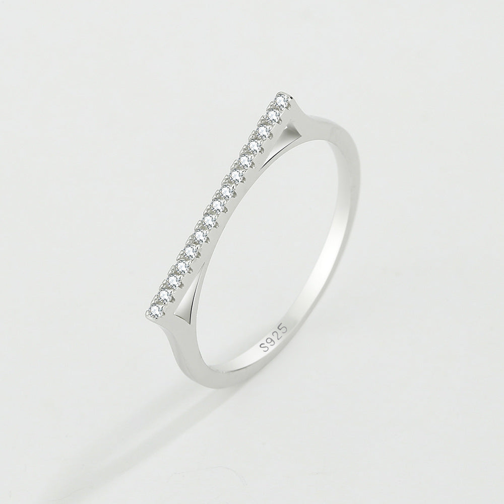 Geometric Silver Ring For Women Round Band With Diamond Inset Electroplated Shine Gift Jewelry Elegant Sparkle Finish