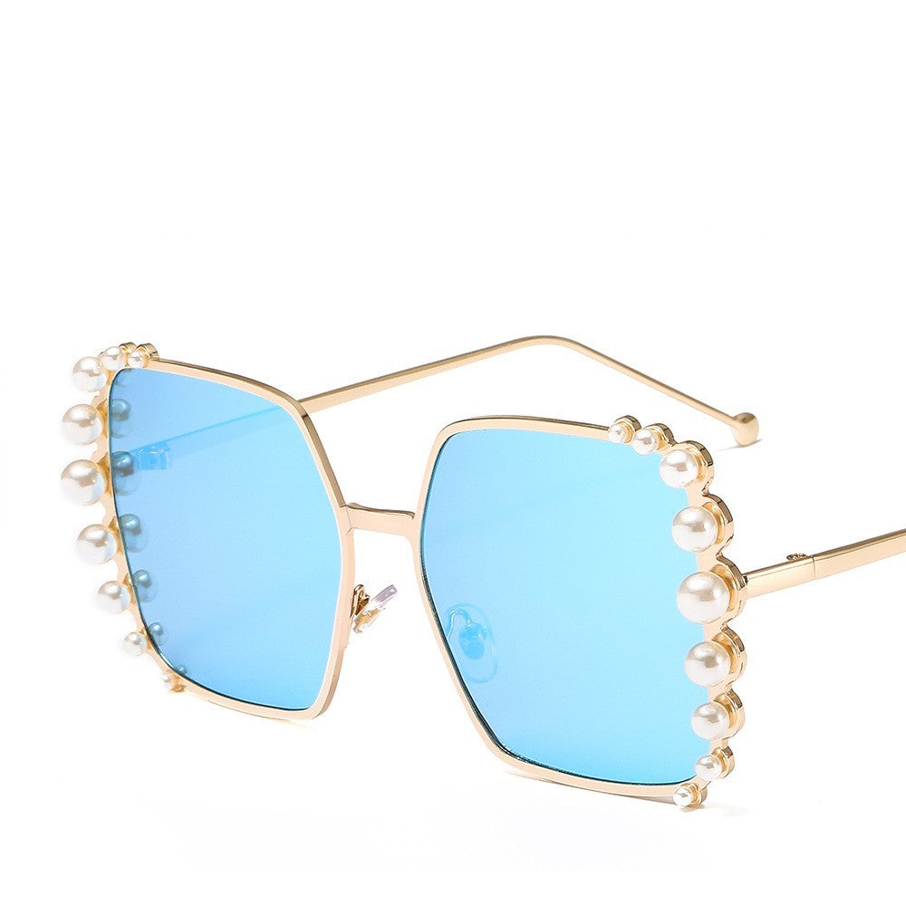 Metallic Frame Sunglasses With PC Lens UV400 Protection Fashion Metal Eyewear For Women New Design Lightweight Daily Wear