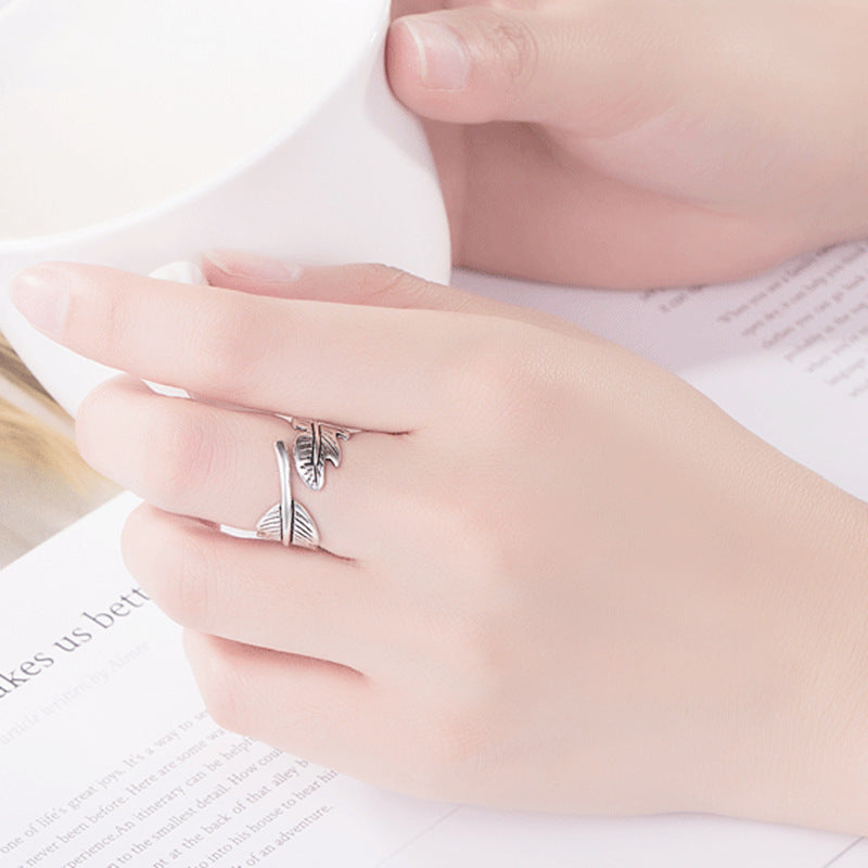Leaf And Feather Copper Electroplated Ring For Women Simple Elegant Fashion Jewelry Everyday Wear Satin Finish