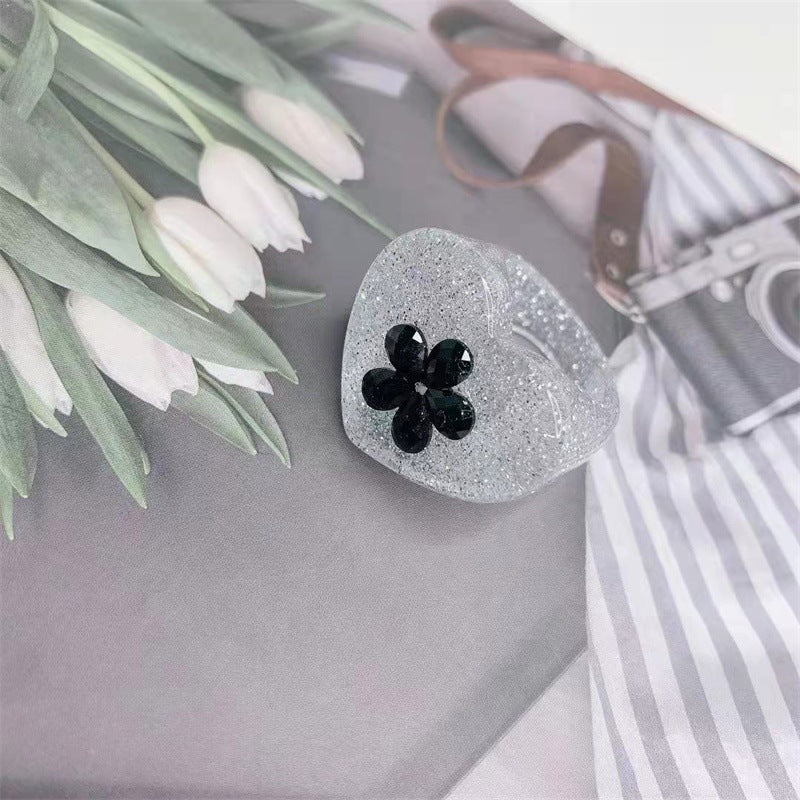 Womens Fashion Ring With Resin Flower Heart Design And Glitter Sequin Accents Rainbow Rings Quality Women Girl